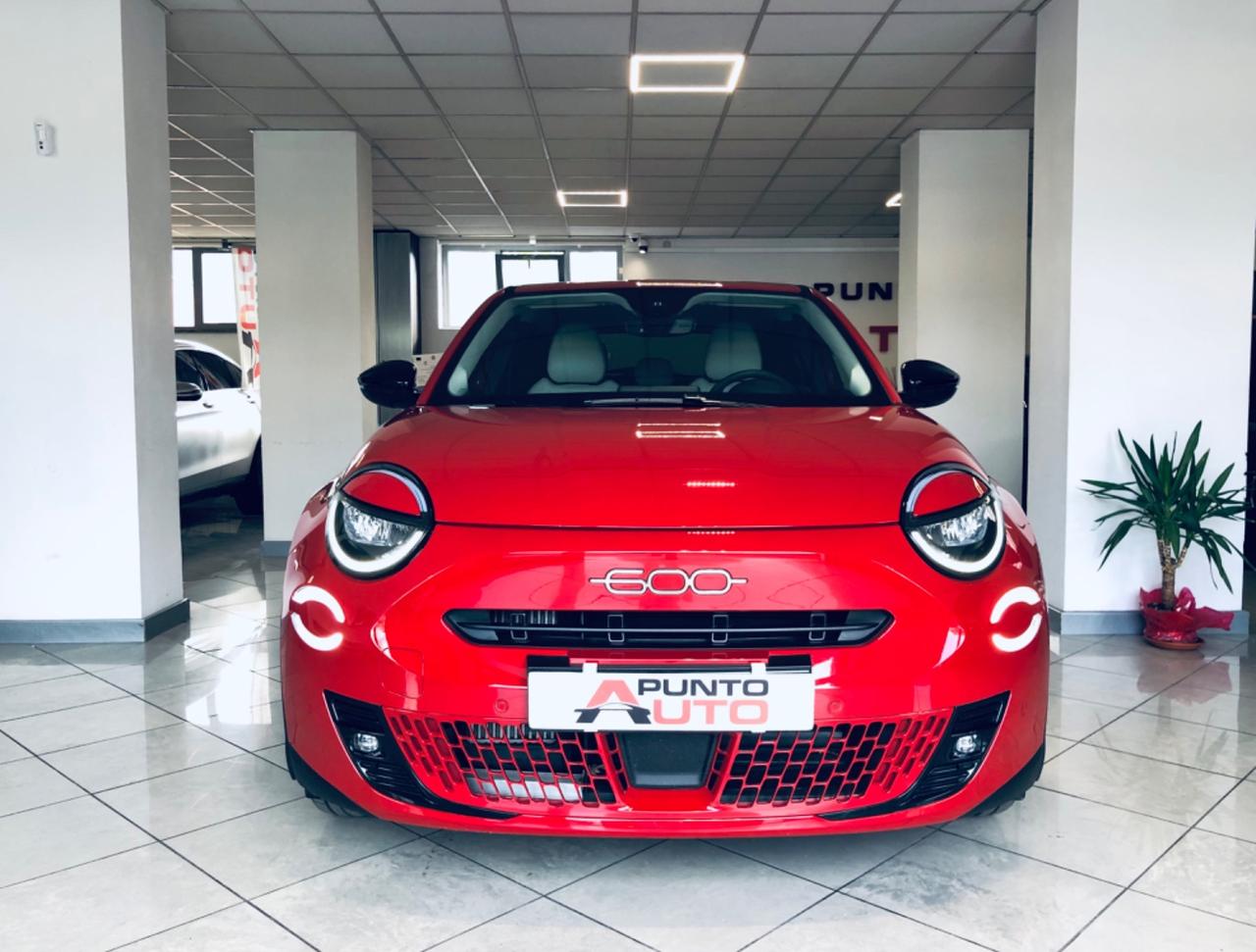 Fiat 600 Hybrid 100 CV DCT MHEV La Prima