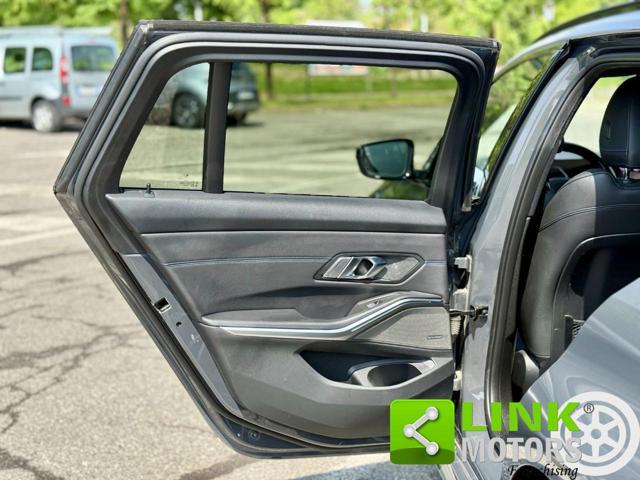 BMW 320 M-SPORT SHADOW EDITION