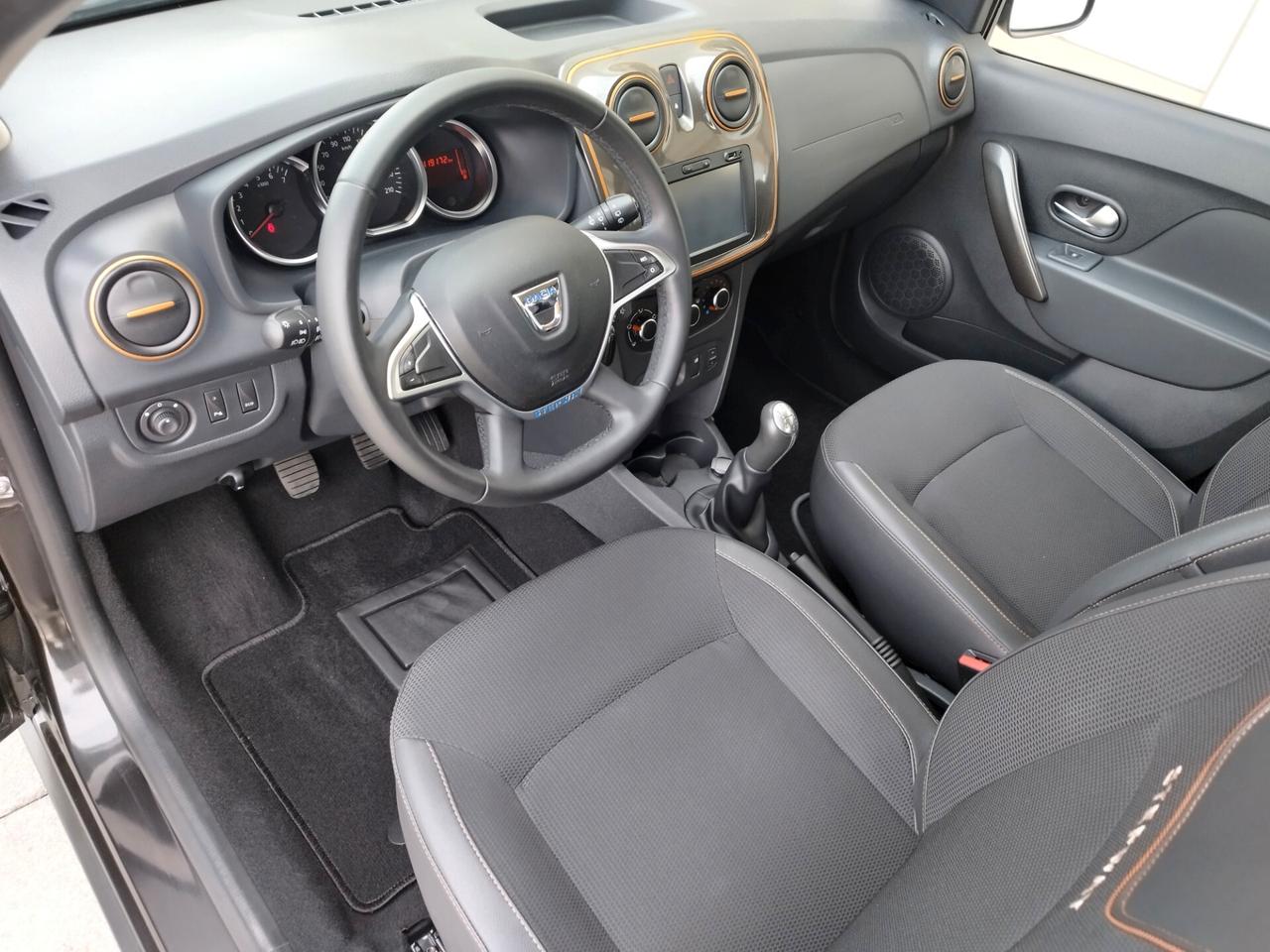 Dacia Sandero Stepway - 1.5 dCi - Neopatentati