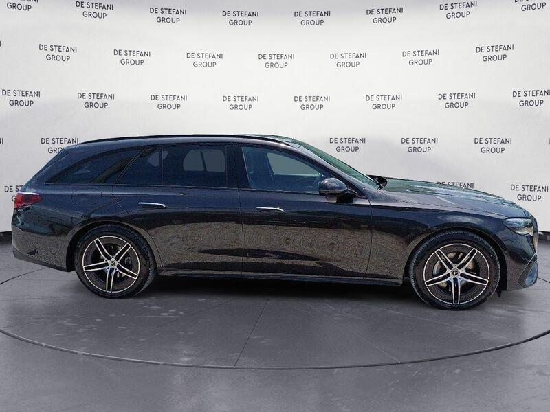Mercedes-Benz Classe E E 220 d 4Matic AMG Line Premium Plus NIGHT-PACK