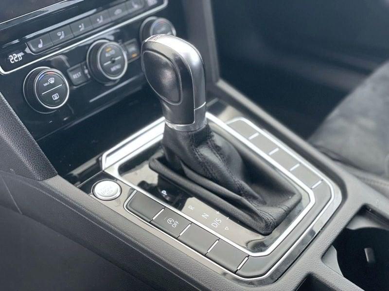 Volkswagen Passat Passat Variant 2.0 TDI DSG Highline BlueMotion Technology