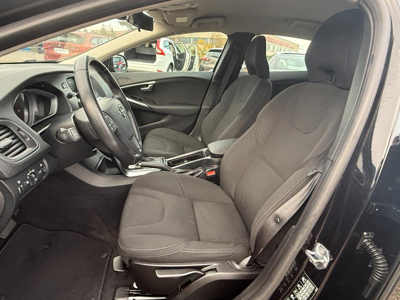 Volvo V40 D3 Geartronic Kinetic