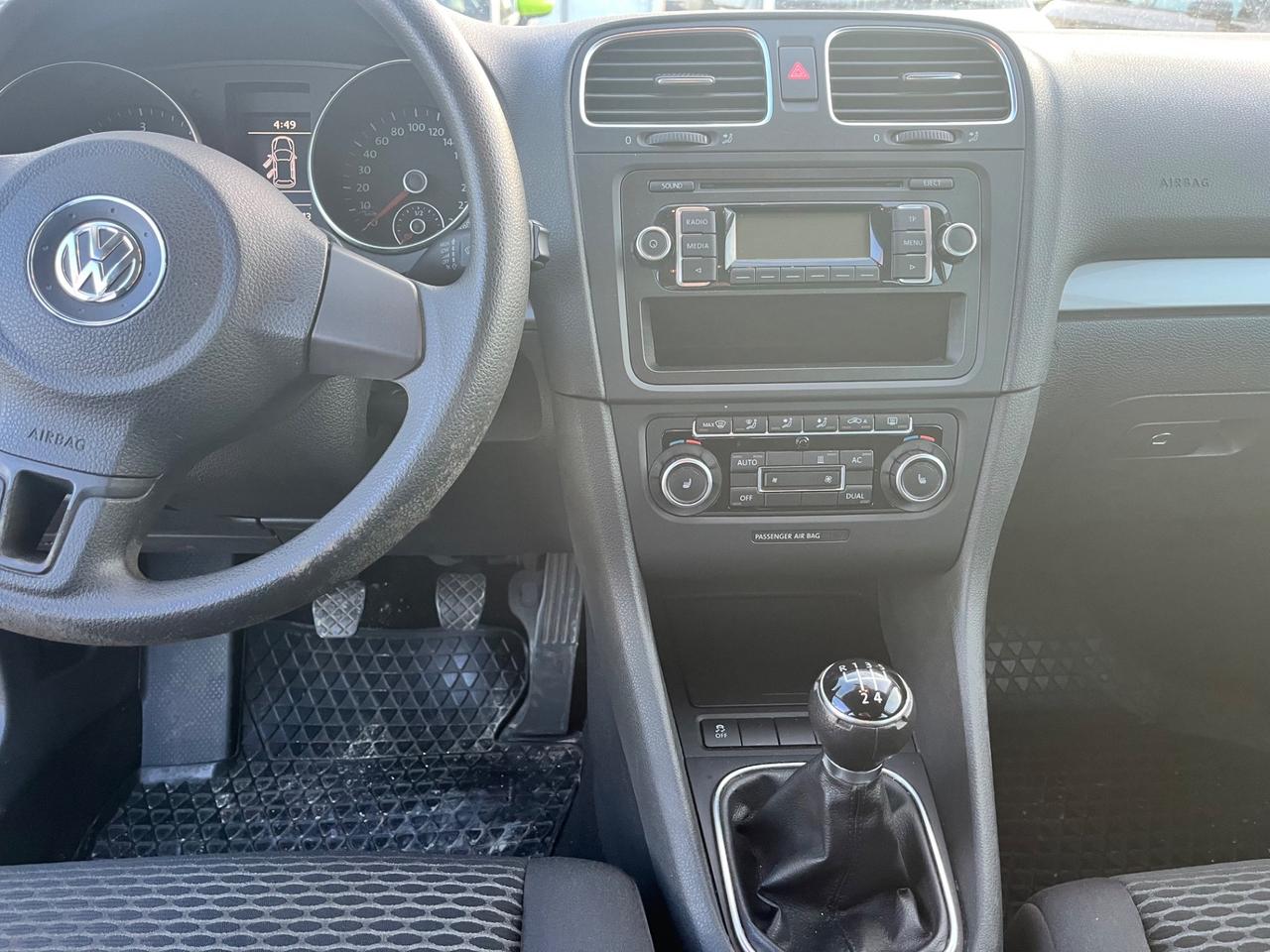 Volkswagen Golf 1.6 TDI DPF 5p. Con gancio traino