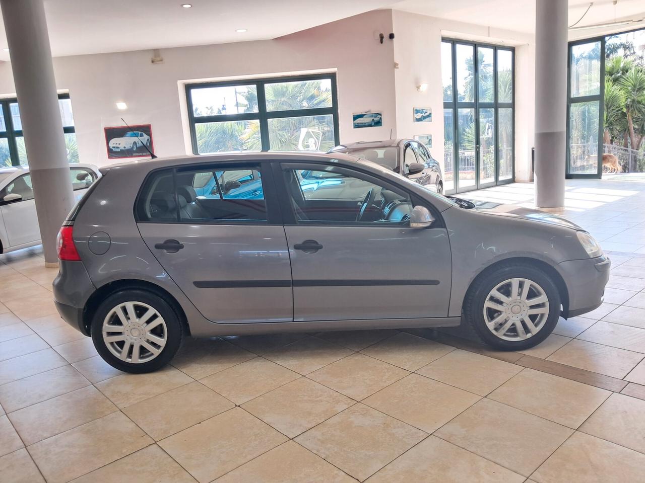 Volkswagen Golf 1.9 TDI 5p. Comfortline