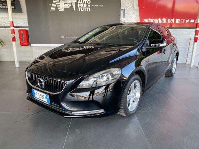 VOLVO V40 D2 Business