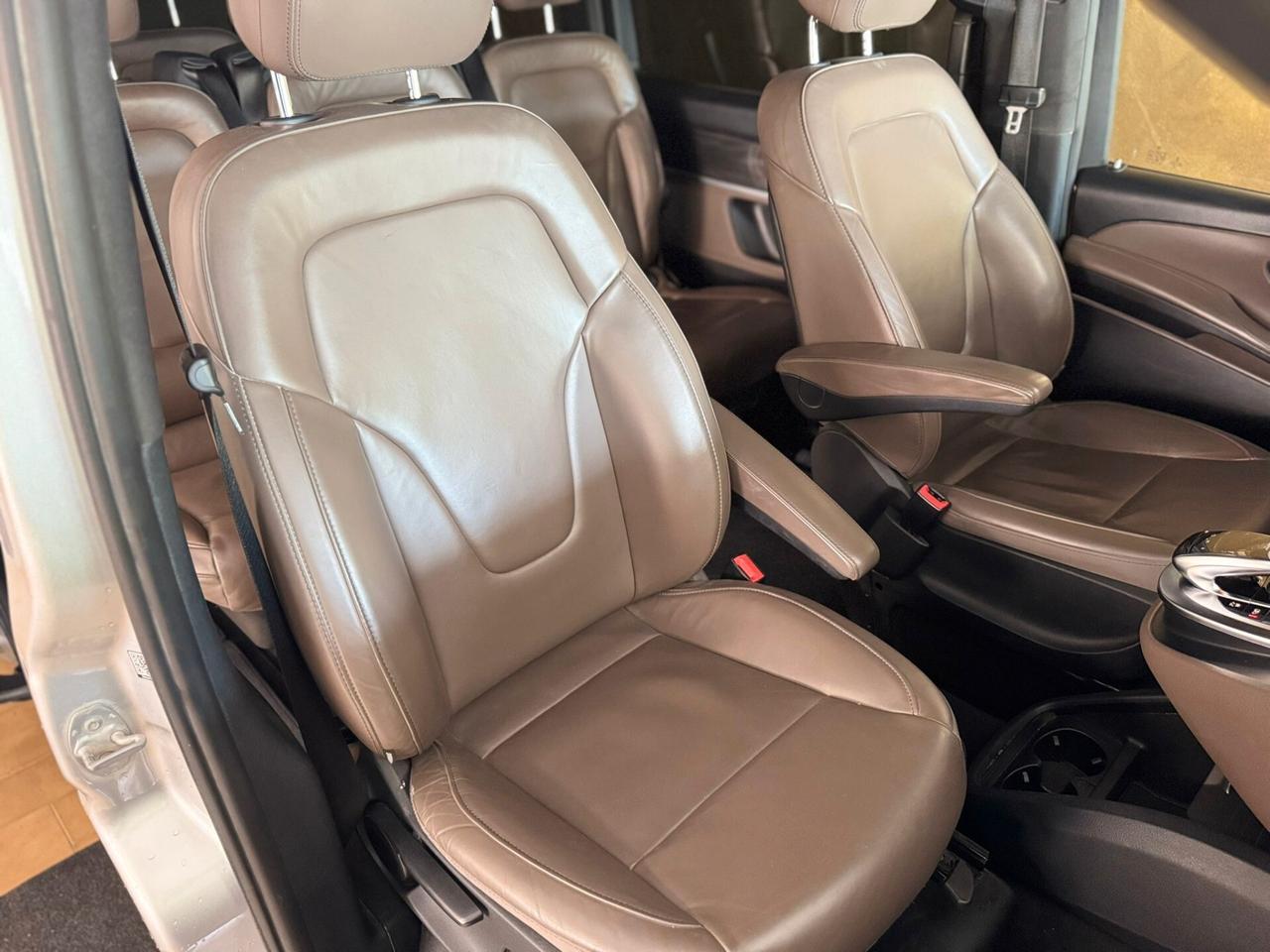Mercedes-benz V 300 d Automatic 4Matic Premium Extralong