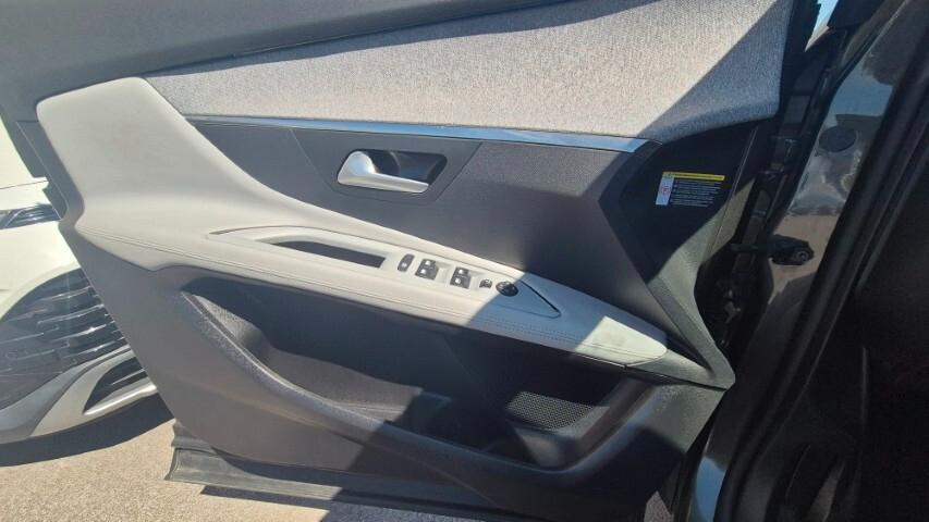 Peugeot 3008 BlueHDi 130 S&S EAT8 Allure - 2020