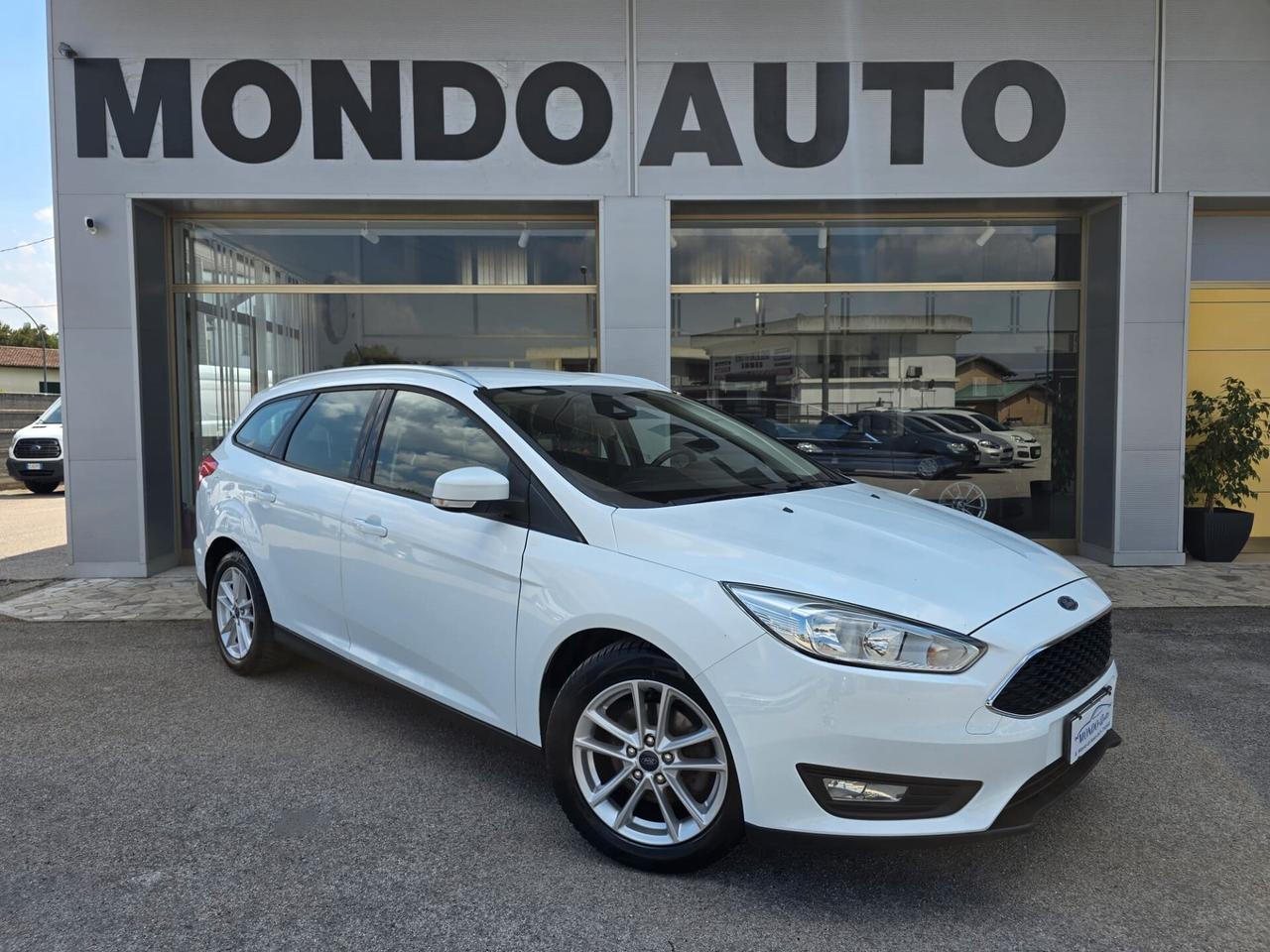 Ford Focus 1.5 TDCi 120 CV SW Titanium AUTOCARRO 4 POSTI