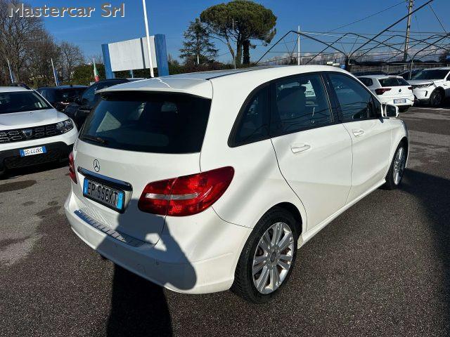 MERCEDES-BENZ B 180 Classe B - T246 cdi be Executive EP556KT