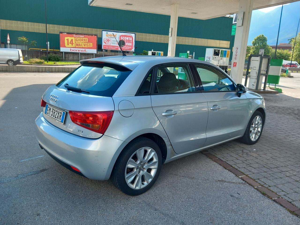 Audi A1 1.6 TDI S tronic SPB SLINE