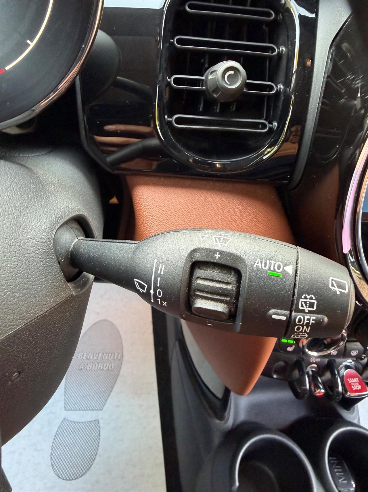 Mini Cooper S 2.0 178 Cv f55 5 porte Essential Trim