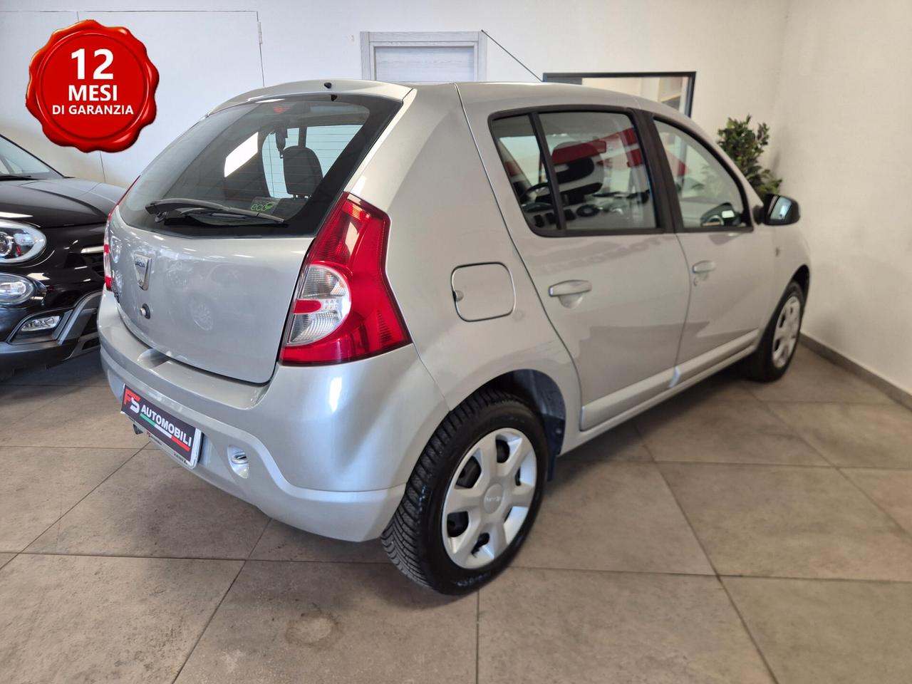 Dacia Sandero 1.2 16V Lauréate