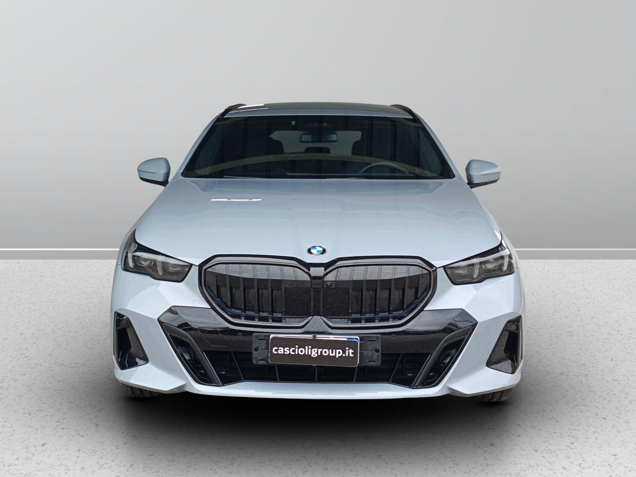 BMW Serie 5 G61 2024 Touring - 520d Touring 48V xdrive MSport auto