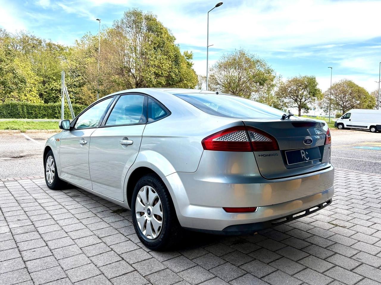 Ford Mondeo 2.0 TDCi 140 CV 5 porte Titanium DPF