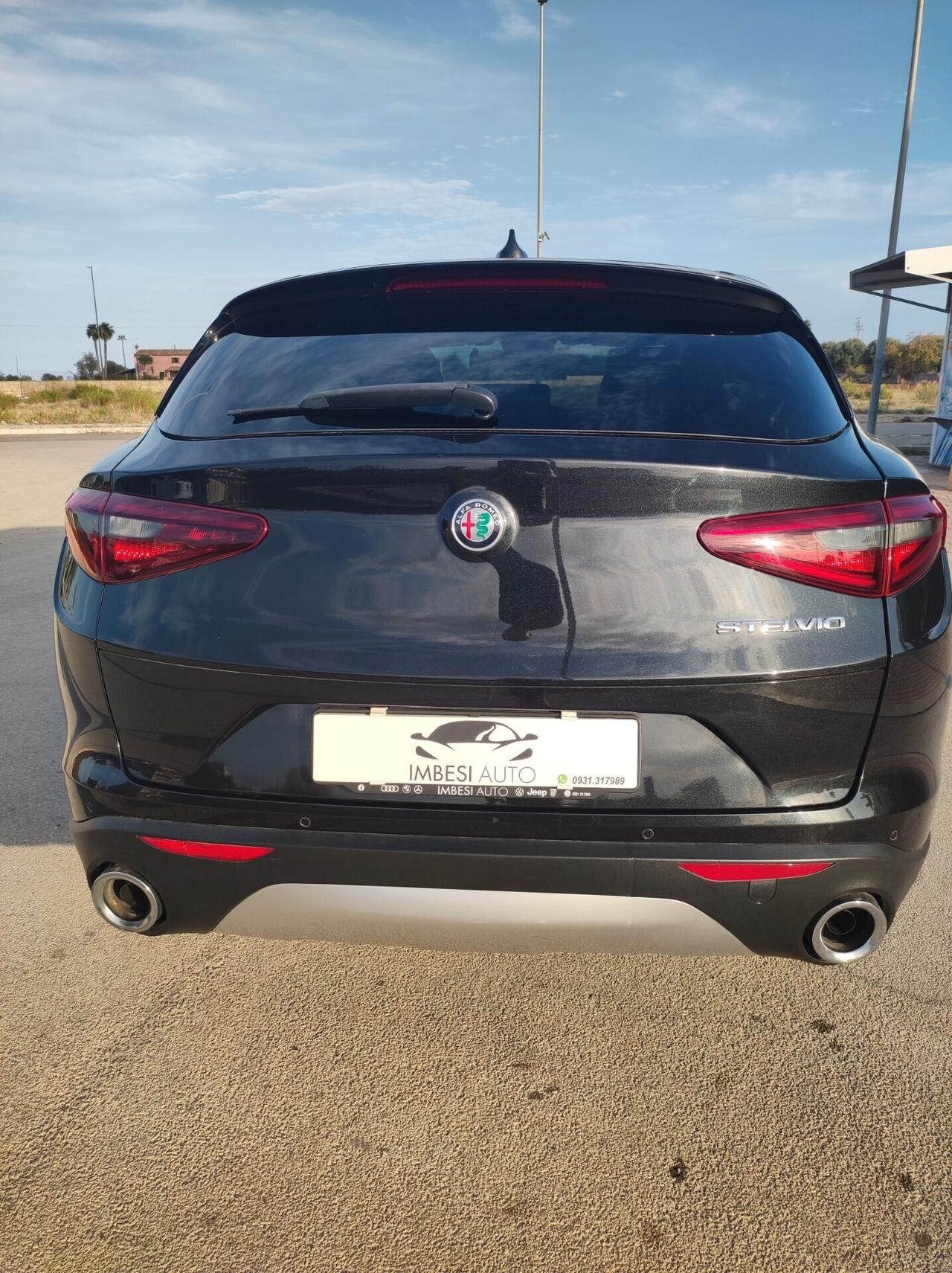 Alfa Romeo Stelvio 2.2 Turbodiesel 150 CV AT8 RWD Super