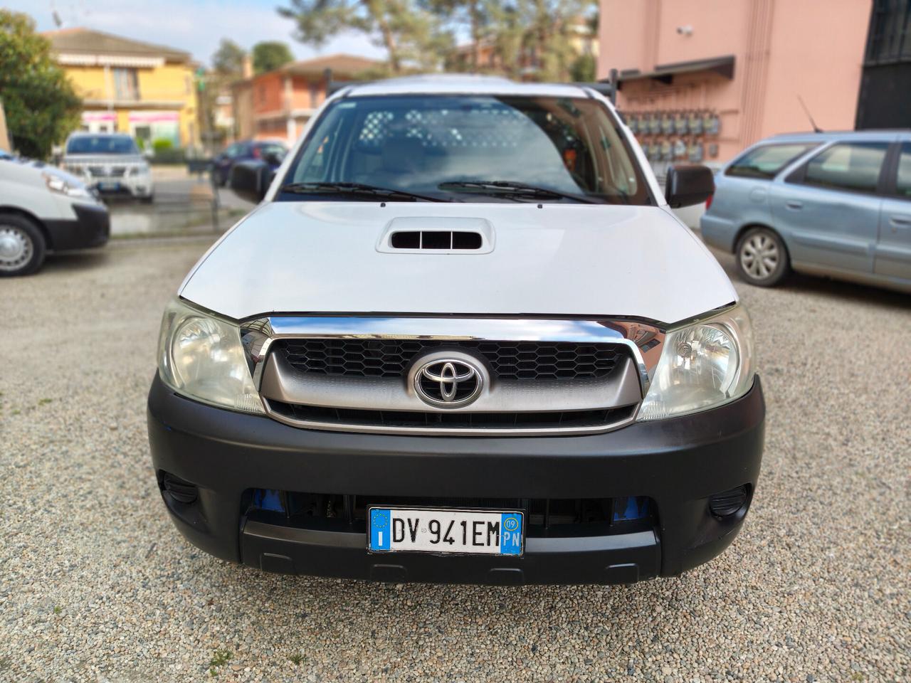 Toyota Hilux 2.5 D-4D 2WD 2p. Ribaltabile