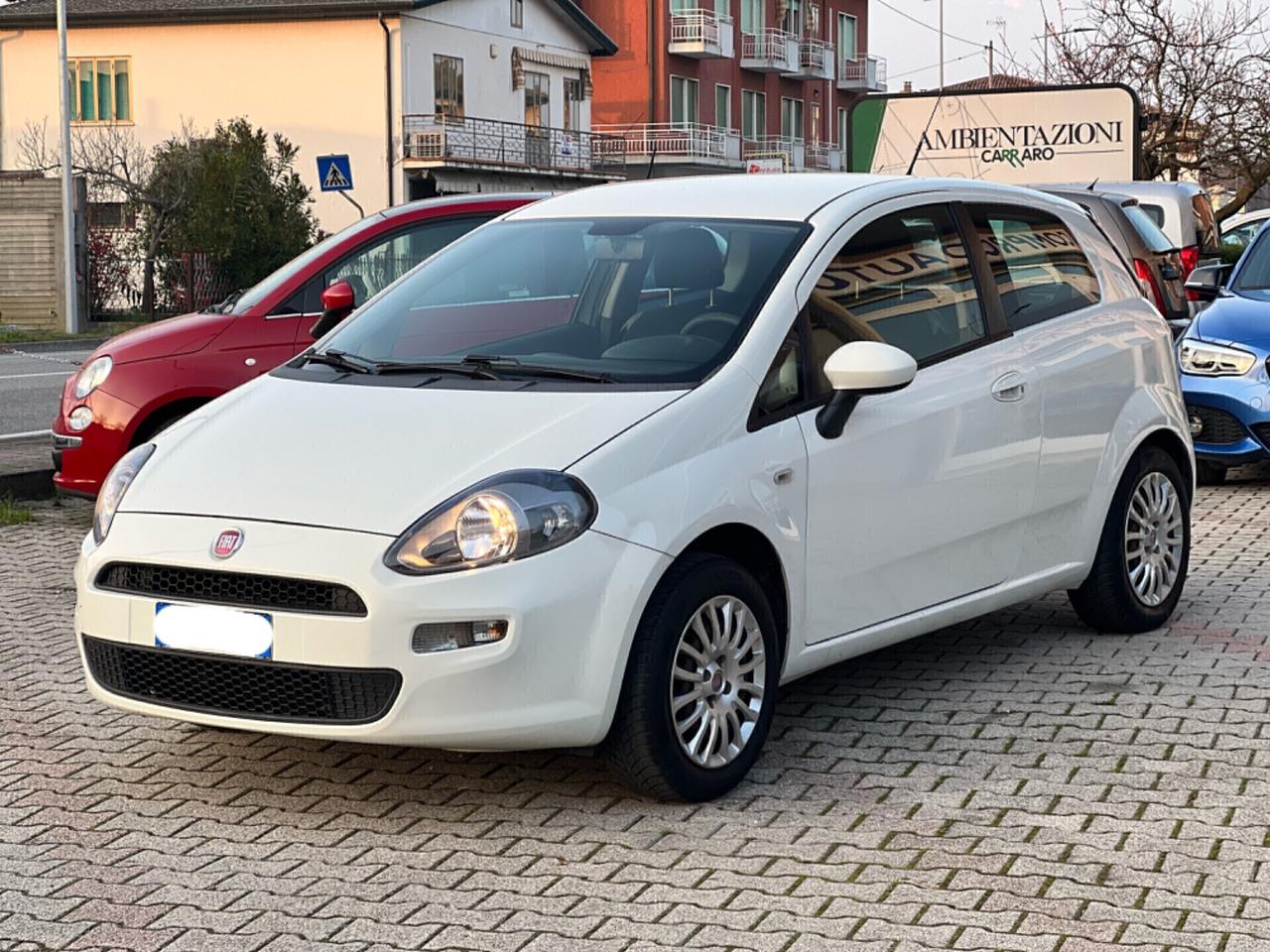 Fiat Punto 1.4 benzmetano ok Neopatentati