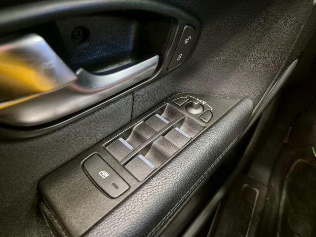 LAND ROVER Range Rover Evoque 2.0 eD4 5p. VAN N1 - Cruise/Lim - Sens. Park.