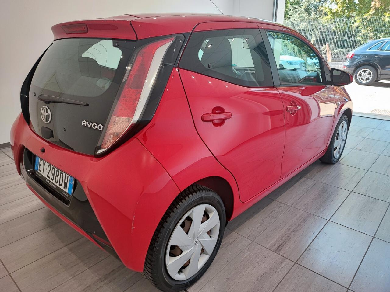 Toyota Aygo 1.0 VVT-i 5 porte x-clusiv