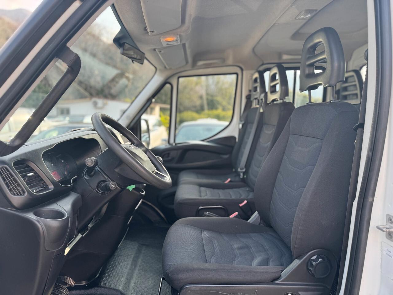 Iveco Daily 35C14 DOPPIA CABINA 7 POSTI