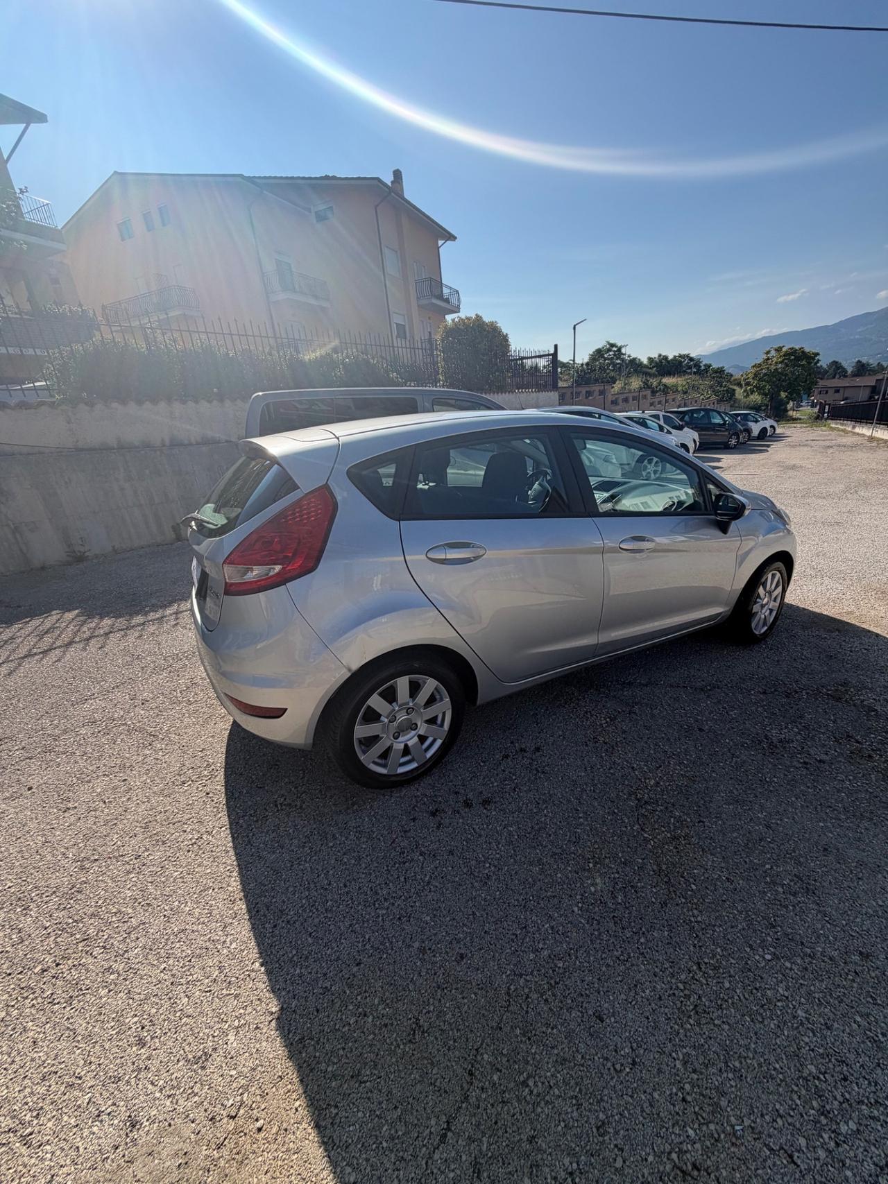 Ford Fiesta 1.4 TDCi 5p. Titanium