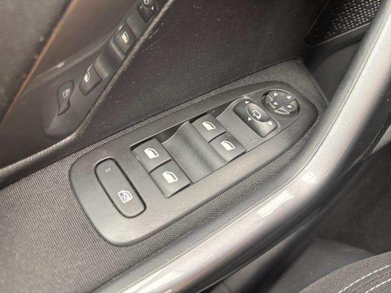 PEUGEOT 2008 1.2 PURETECH ACTIVE S&S 8