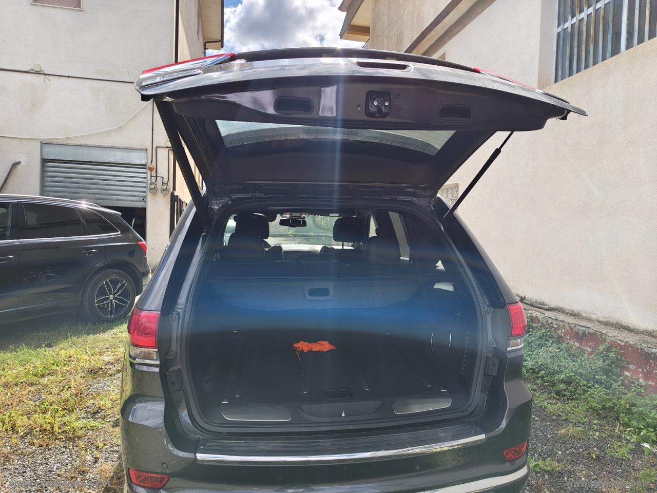 JEEP Gr. Cherokee 3.0 V6 CRD 250 MJT II Sum.