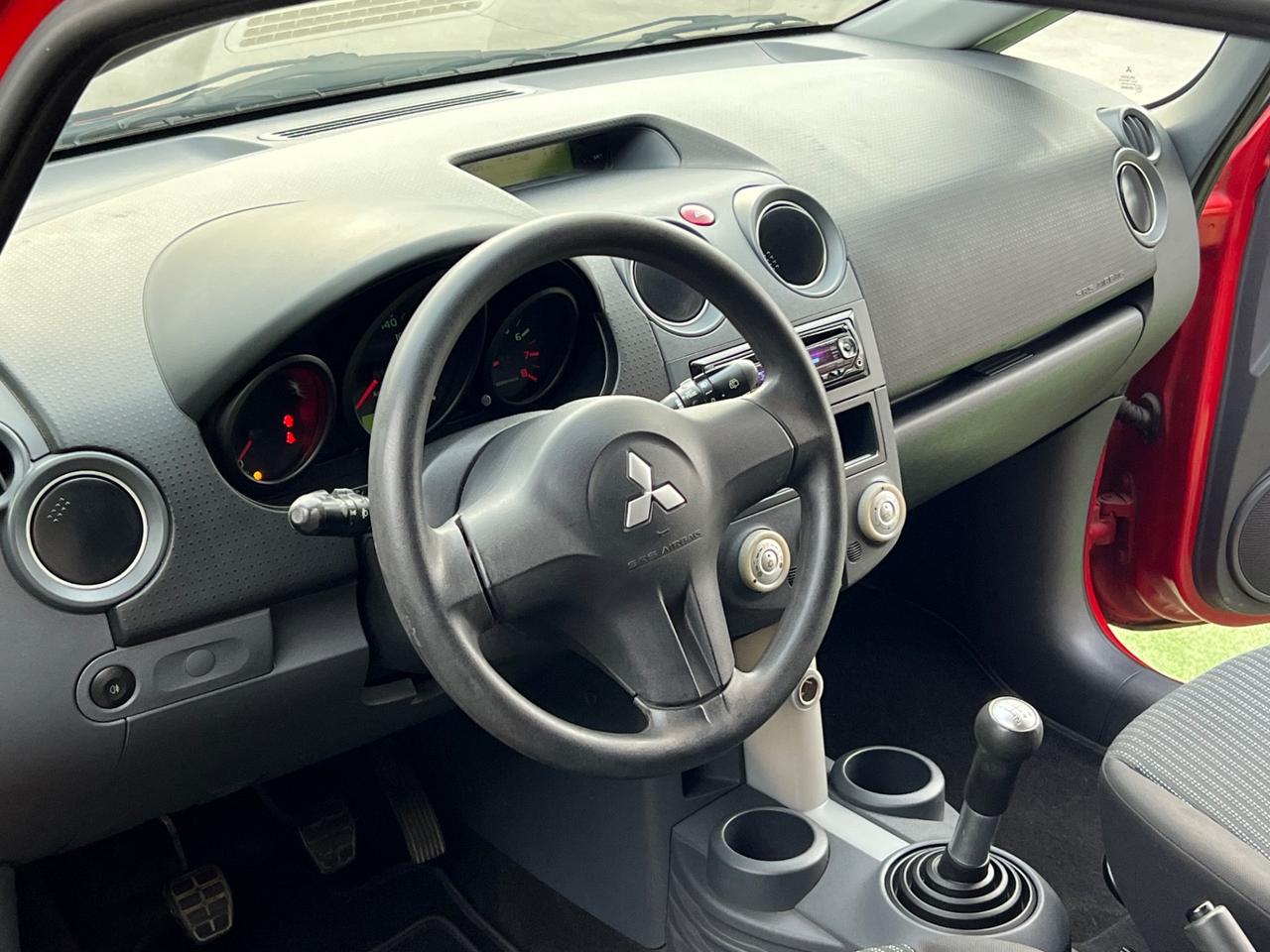 Mitsubishi Colt 1.1 12V 3p. Insport