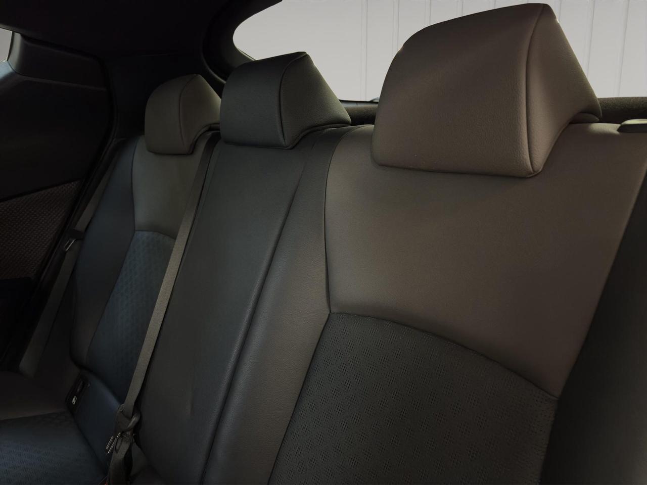 Toyota C-HR 1.8h Lounge e-cvt