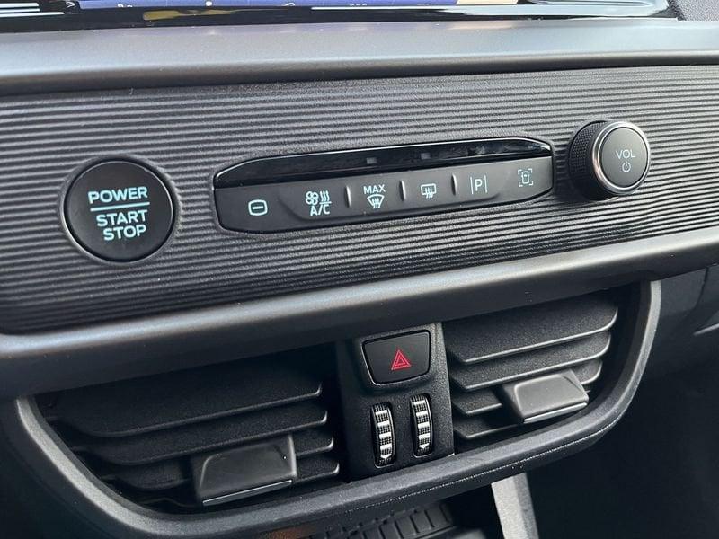 Ford Tourneo Courier 1.0 EcoBoost 125CV Titanium