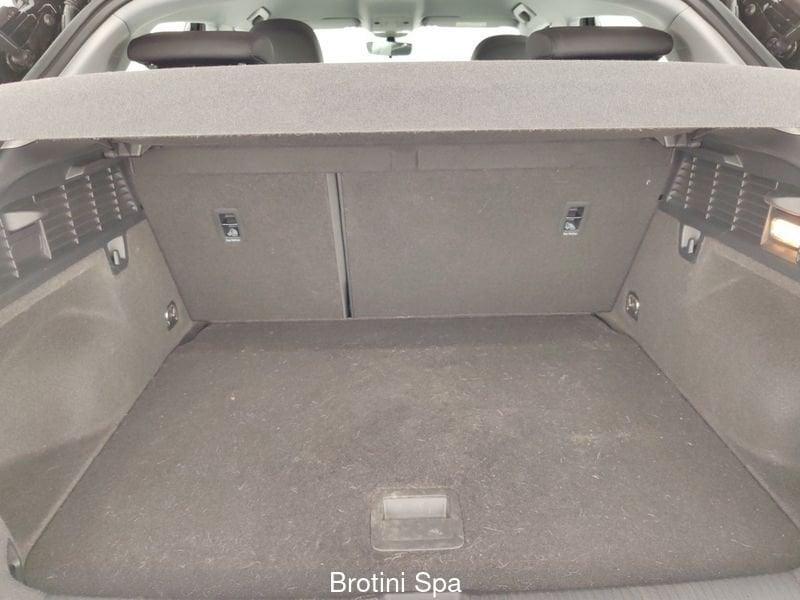 Audi Q2 1.0 30 TFSI BUSINESS ADVANCED