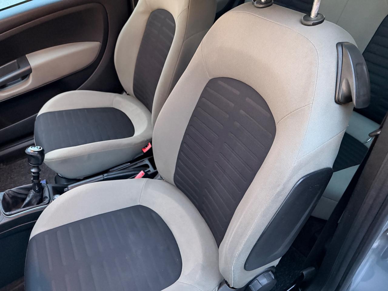 Fiat Grande Punto 1.4 Starjet 16V 3 porte Dynamic