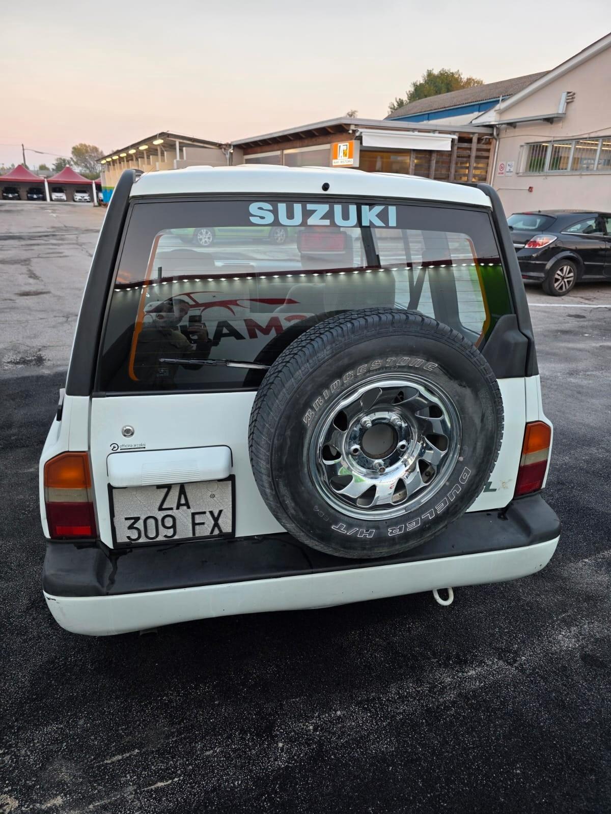 Suzuki Vitara 1.6i 16V cat 5p. aut JLX P.Pack