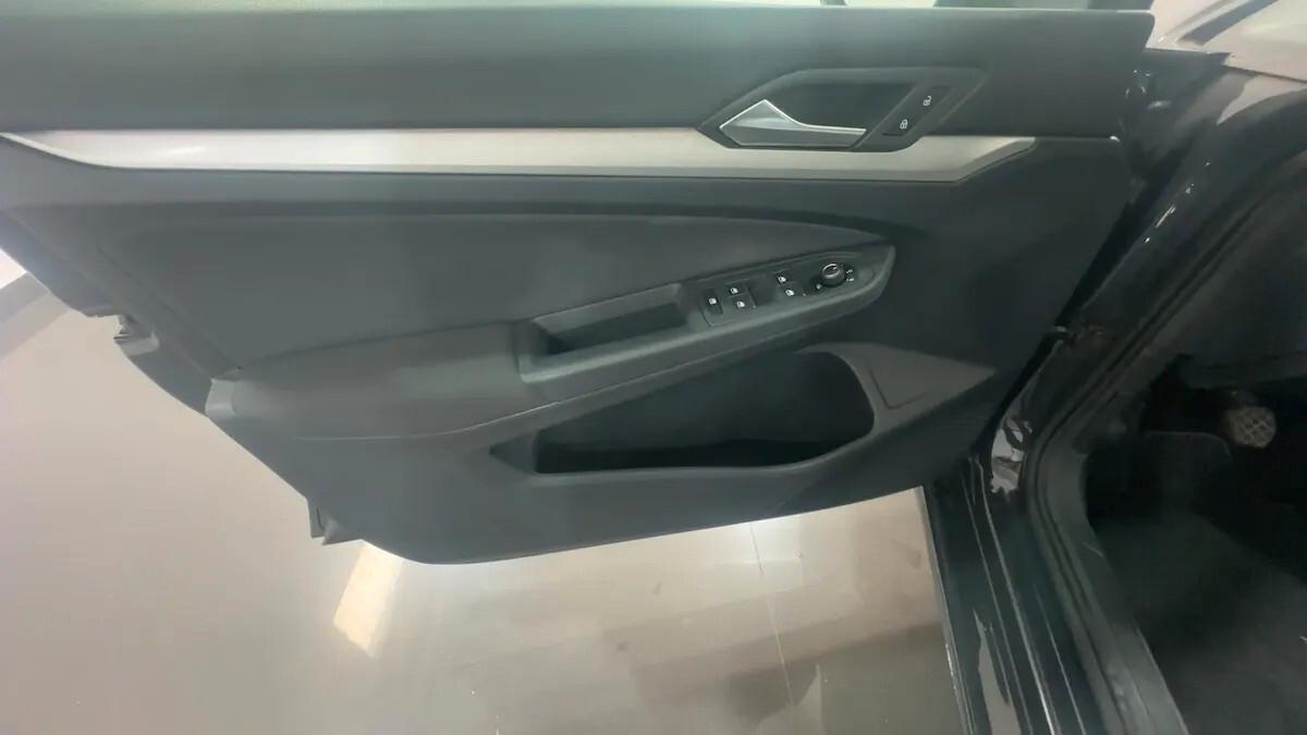 Volkswagen Golf 1.0 TSI EVO Life