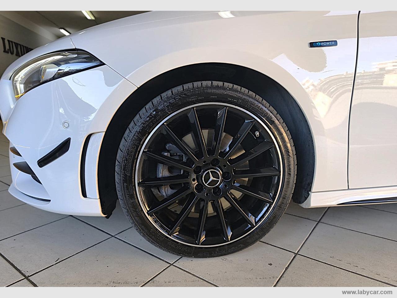 MERCEDES-BENZ A 250 e Aut. EQ-Power Premium AMG 95.000KM*PLUG-IN