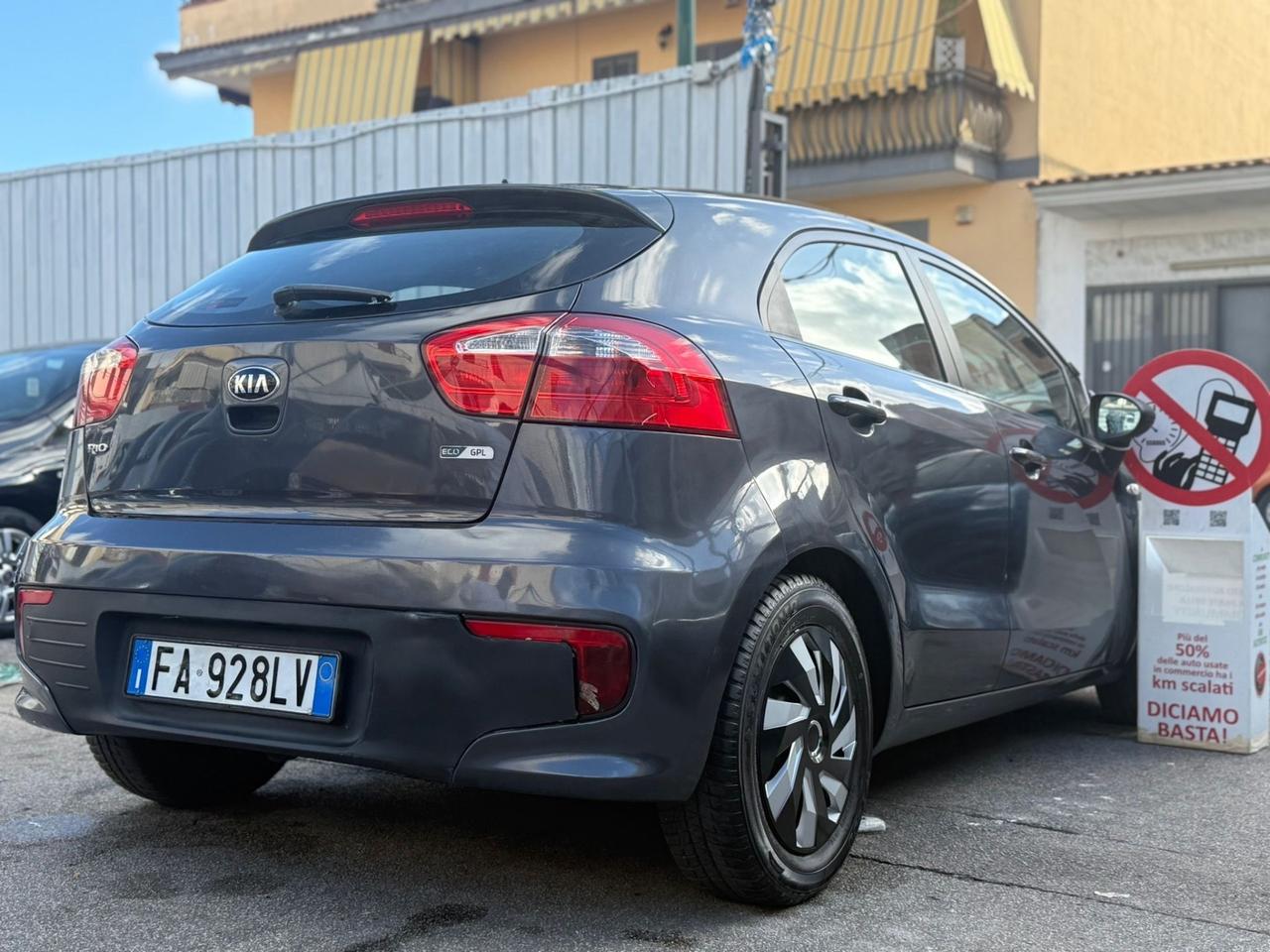 Kia rio 1,2 GPL 2016 180,000km certificati