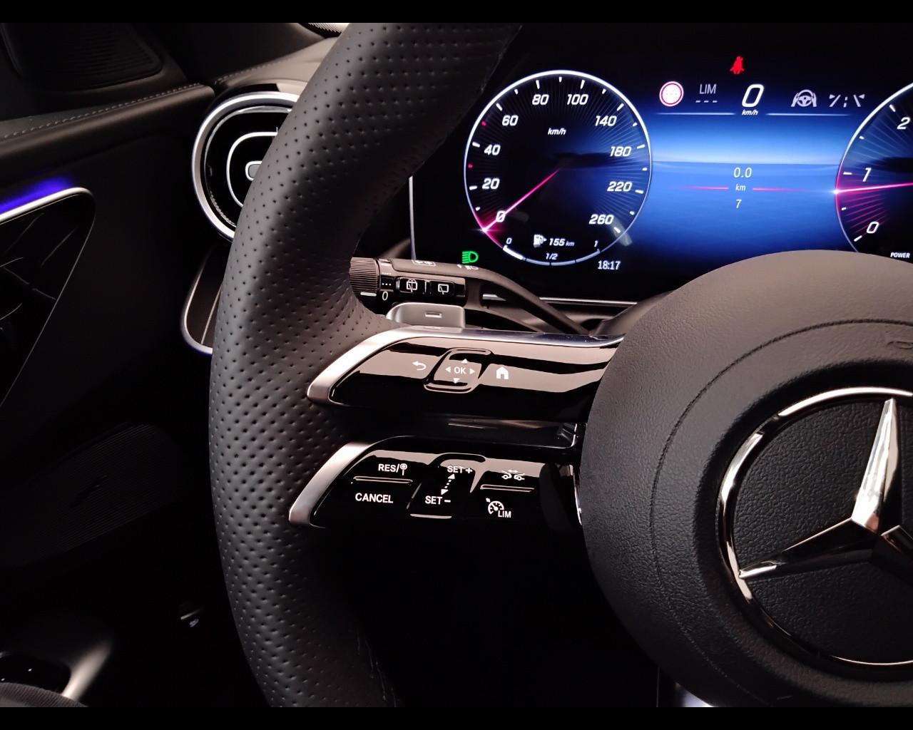 Mercedes-Benz Classe C-S206 SW 2021 - C SW 220 d mhev AMG Line Advanced 197cv auto