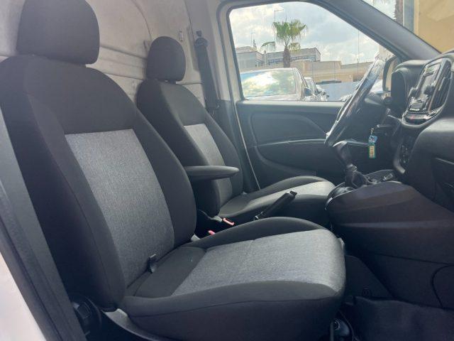 FIAT Doblo' Maxi DOPPIA PORTA CON SCAFFALATURA