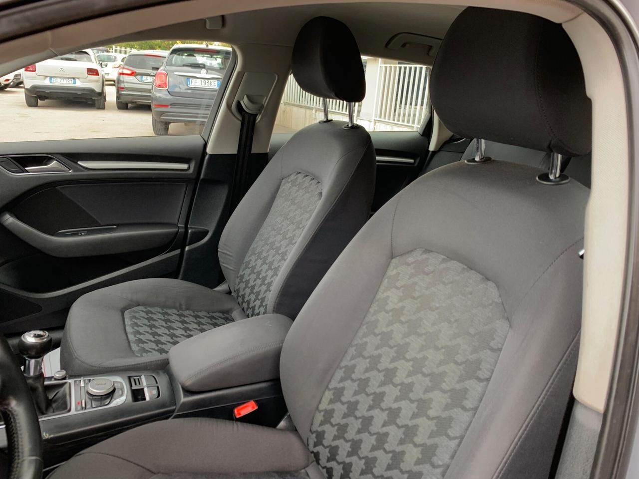 Audi A3 SPB 1.6 TDI clean diesel Ambition