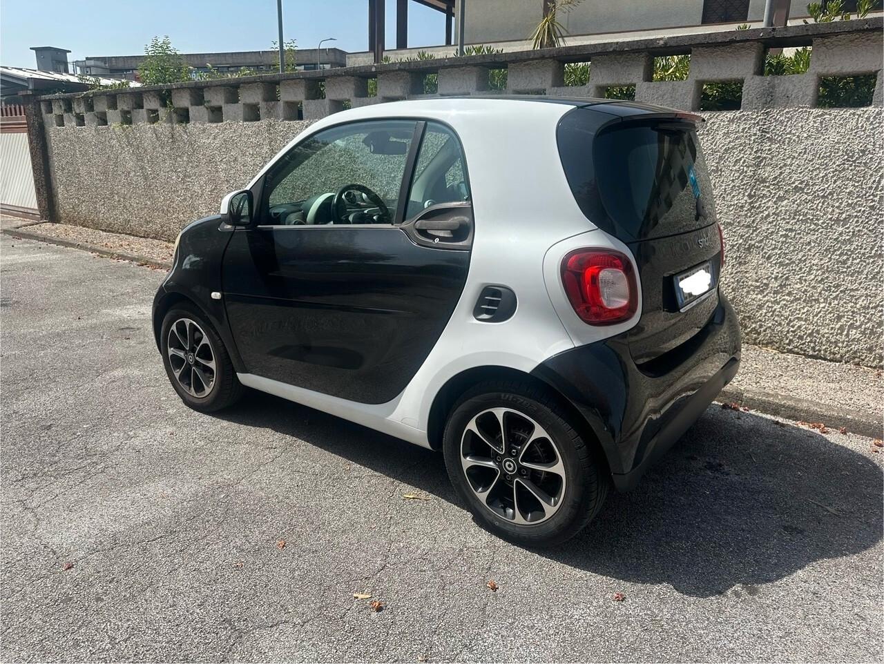 Smart ForTwo 1000 62 kW coupé passion 1.0 MANUALE