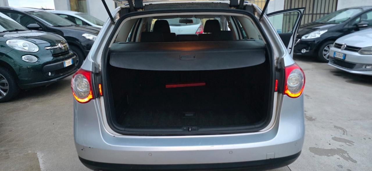 Volkswagen Passat 2.0 TDI DPF Var. Comfortline