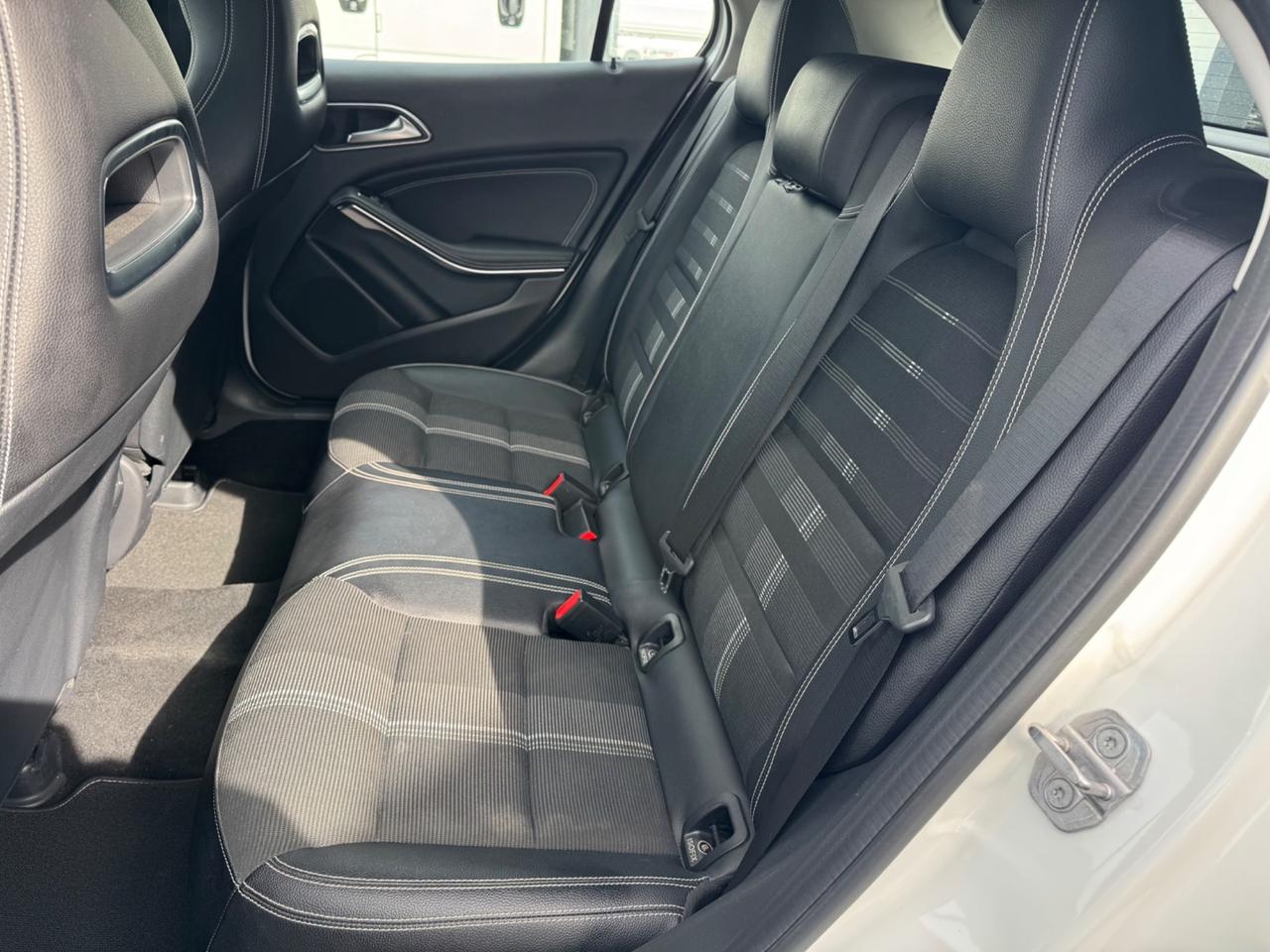 Mercedes-benz GLA 200 d Automatic Sport