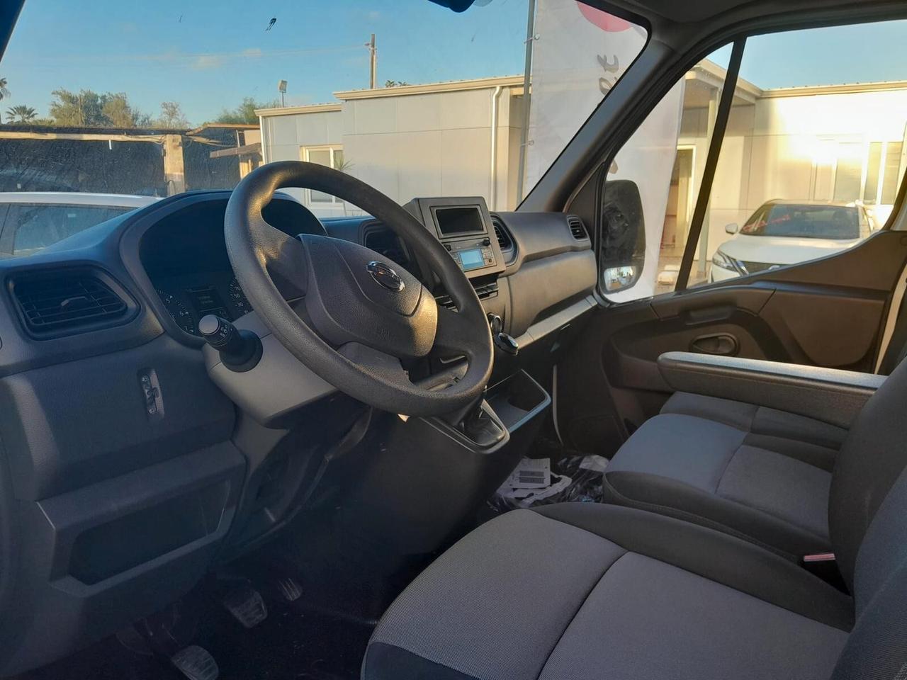 NISSAN NV400 35 2.3 dCi PM-TM FURGONE (135CV)