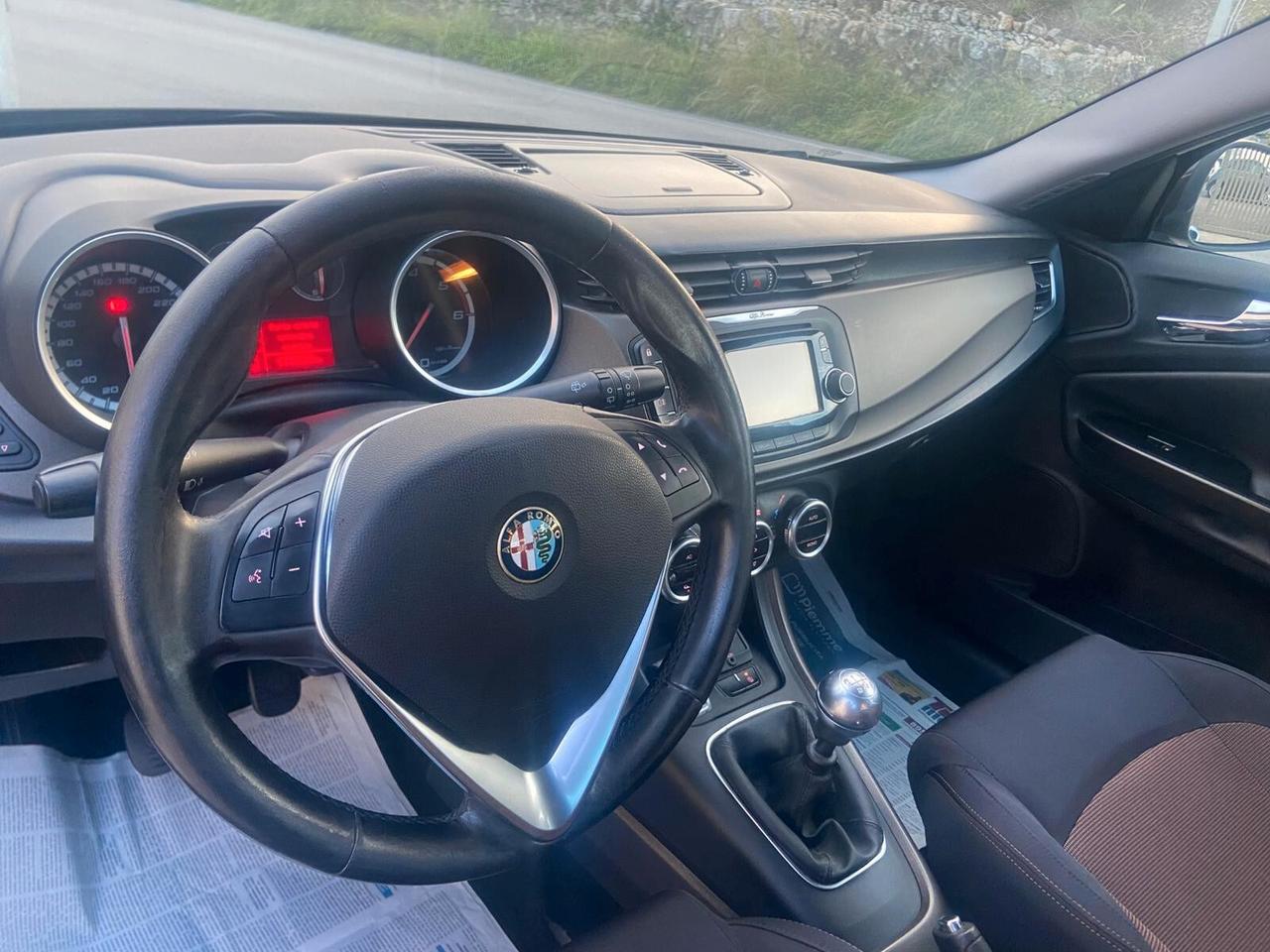 Alfa Romeo Giulietta 1.6 JTDm-2 105 CV Exclusive