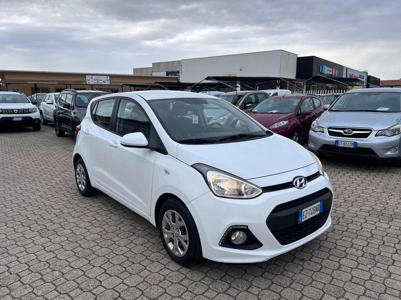 Hyundai i10 1.0 MPI Sound Edition