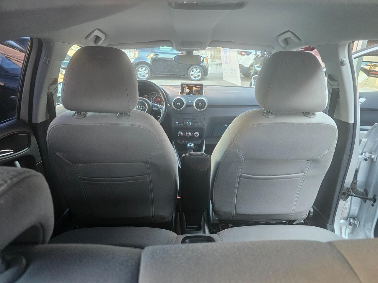 Audi A1 1.6 TDI S tronic 90CV..Da Vetrina..2013