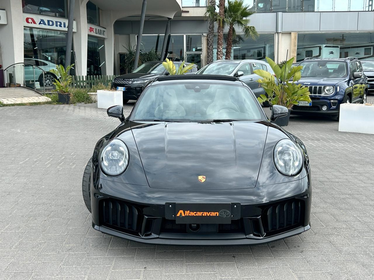 Porsche 992.2 911 Coupe 3.6 Carrera GTS 541 CV auto KM 0