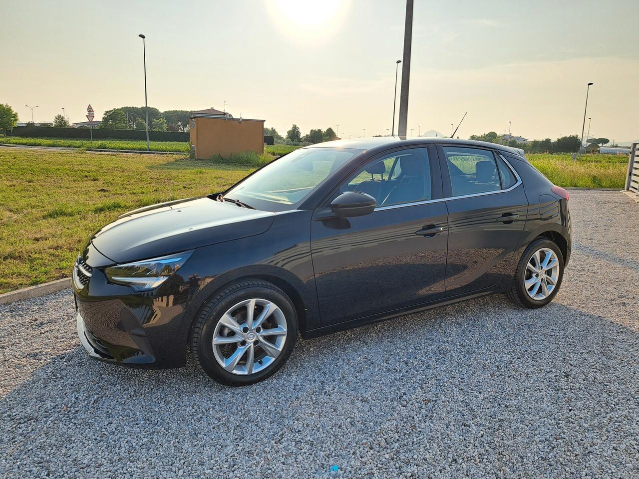 Opel Corsa 1.2 Elegance