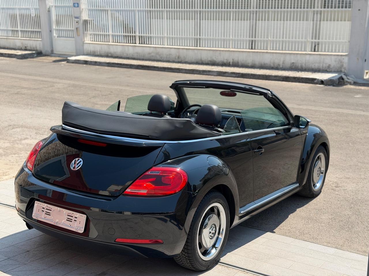 Volkswagen Maggiolino Cabrio 1.6 TDI 50’s ANNIVERSARY EDITION-2013/NAVI/CLIMA/17”