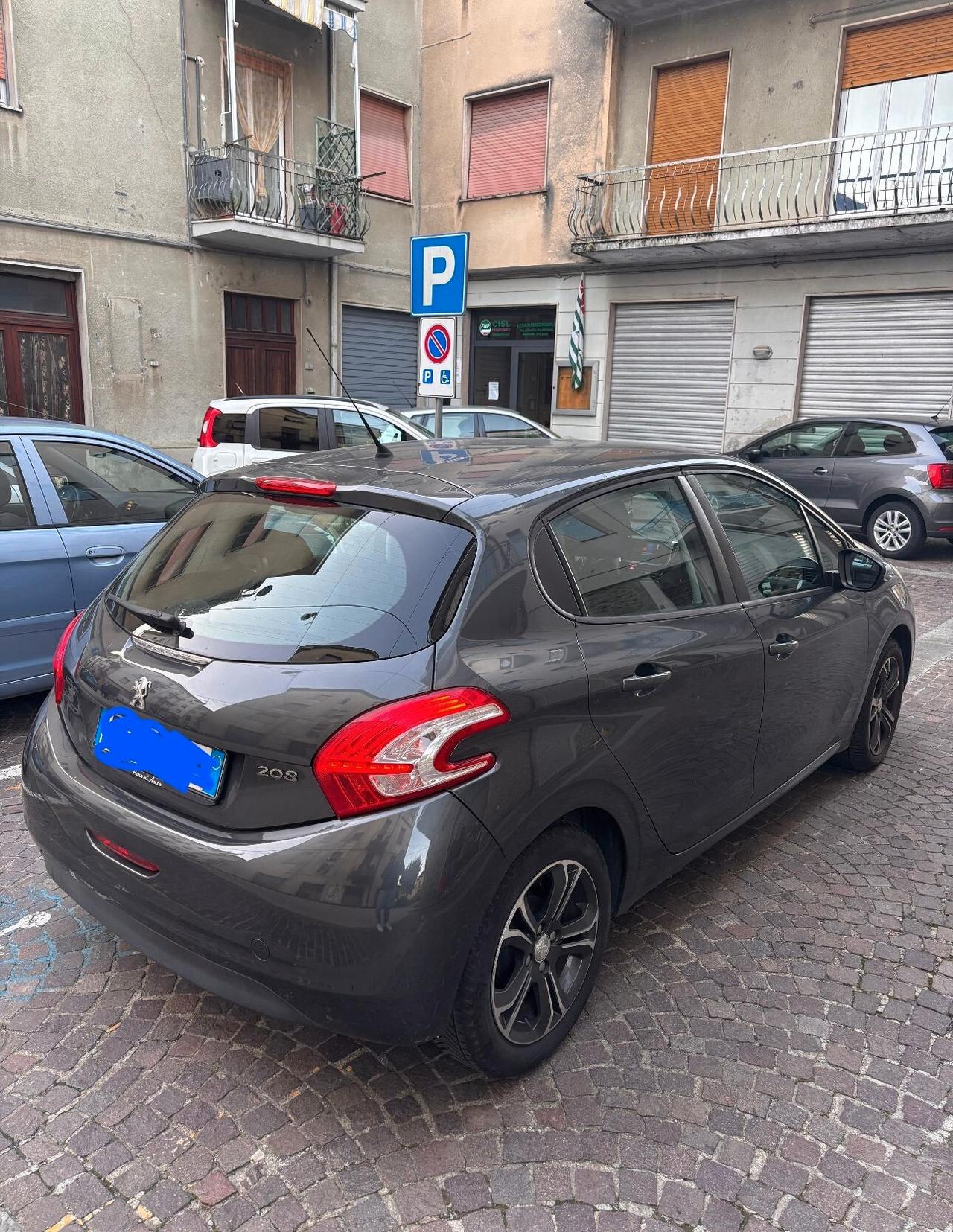 Peugeot 208 1.2 VTi 82 CV 5 porte Allure
